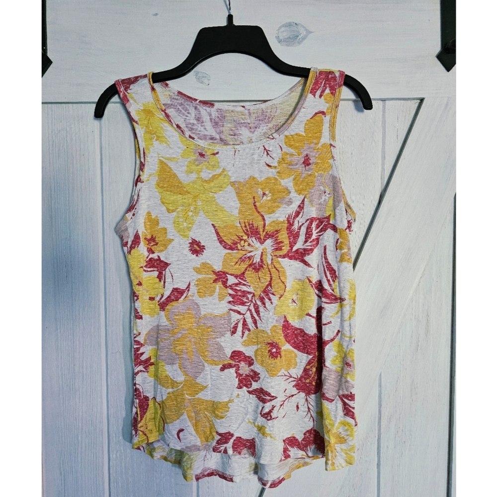 A.n.a Floral Tank Top Small